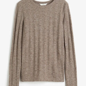 RIB-KNIT TOP